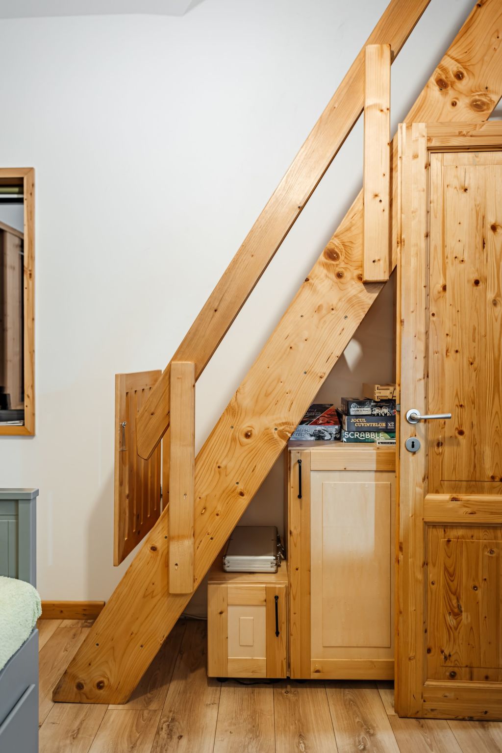 Kleines Haus mit Werkstatt-Binnen