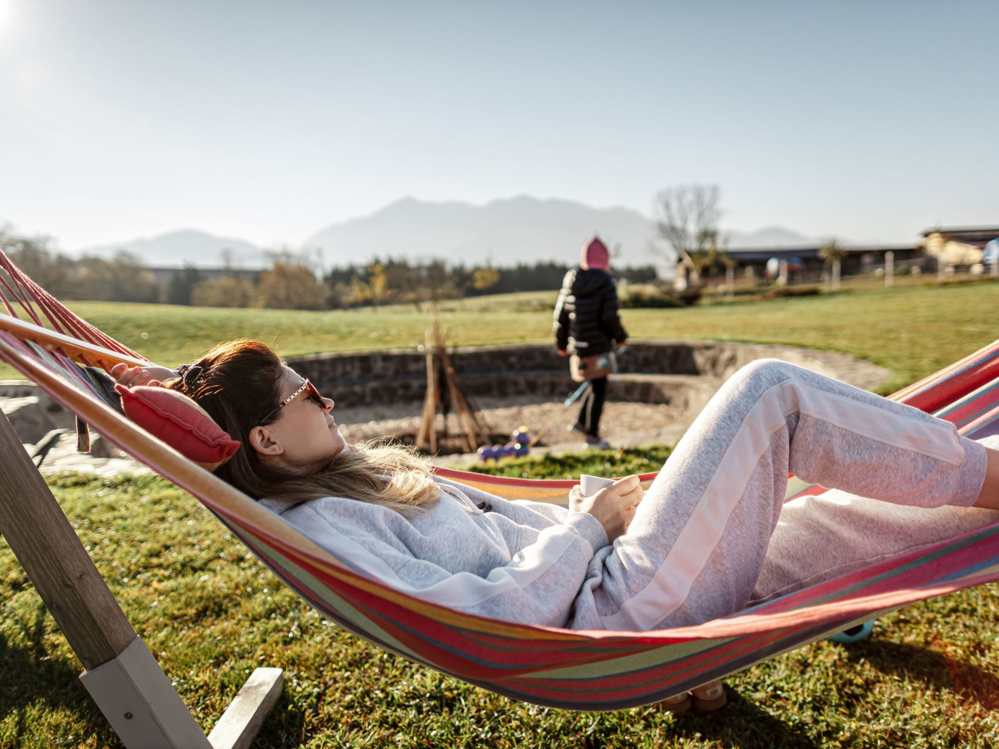 Kleines Haus mit Werkstatt-Buiten