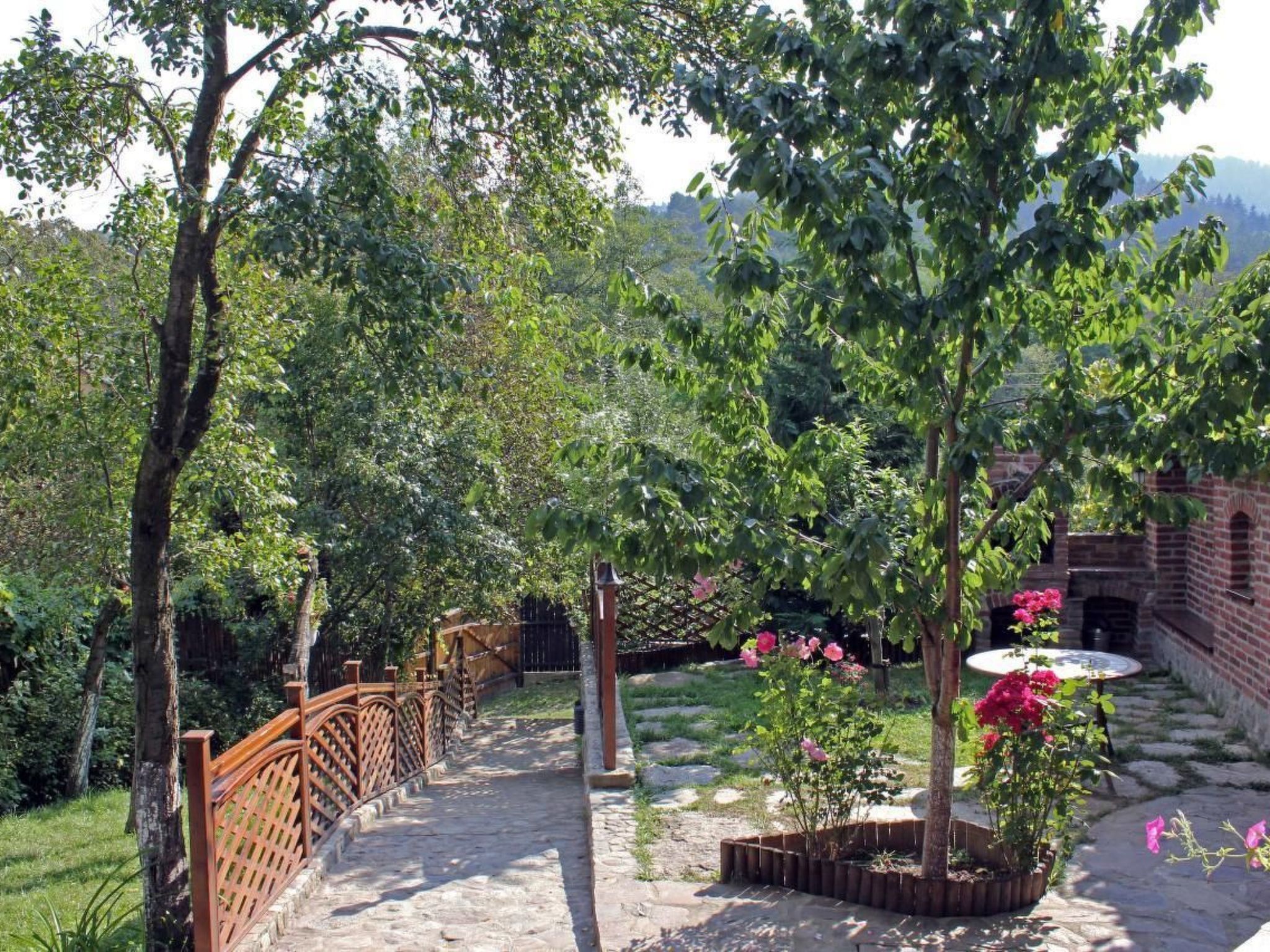 Casa Crina in Karpaten-Dorf in Siebenbürgen-Image-tags.info