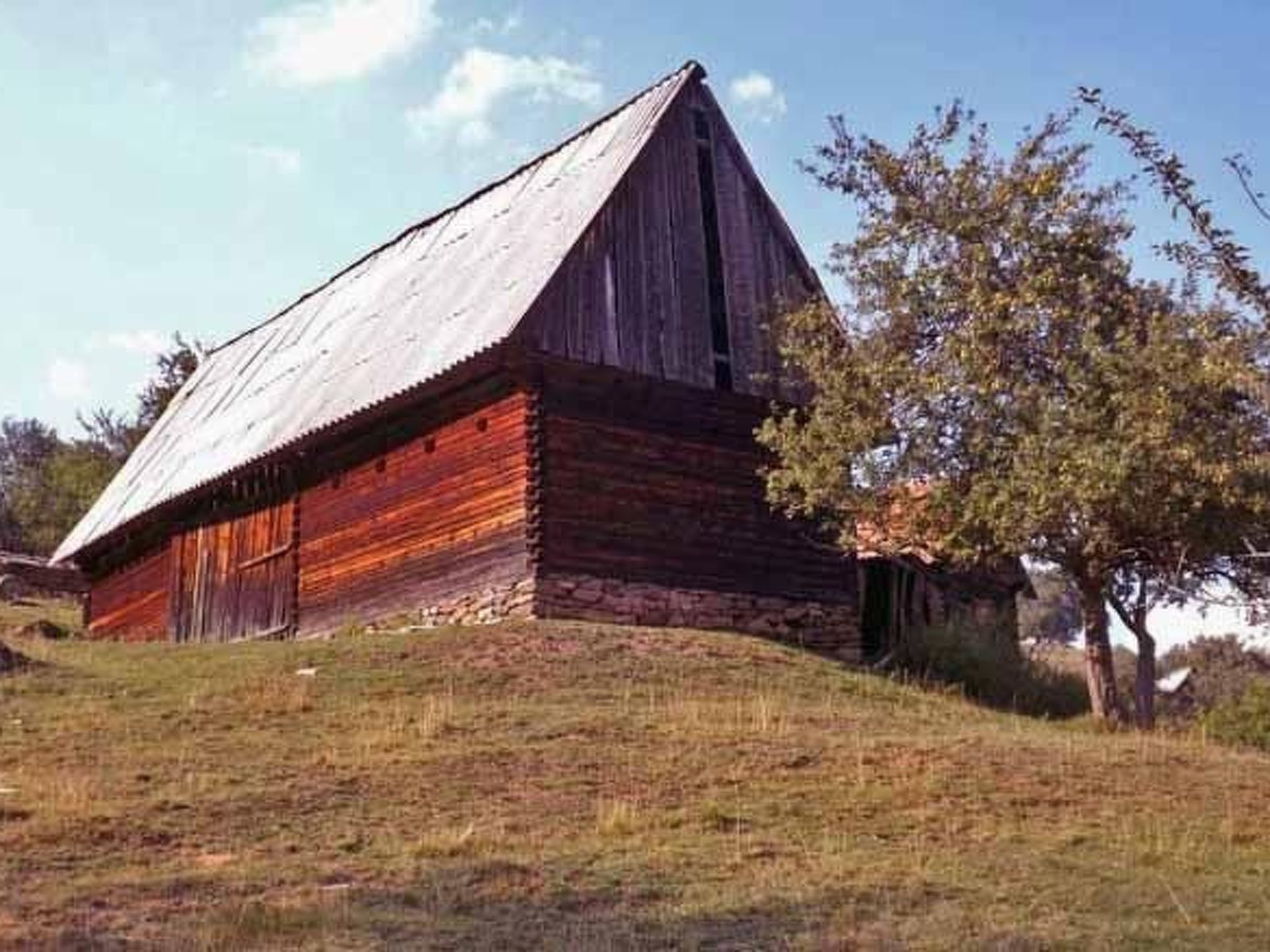 In Sibiel mit Terrasse und Grill-Buiten