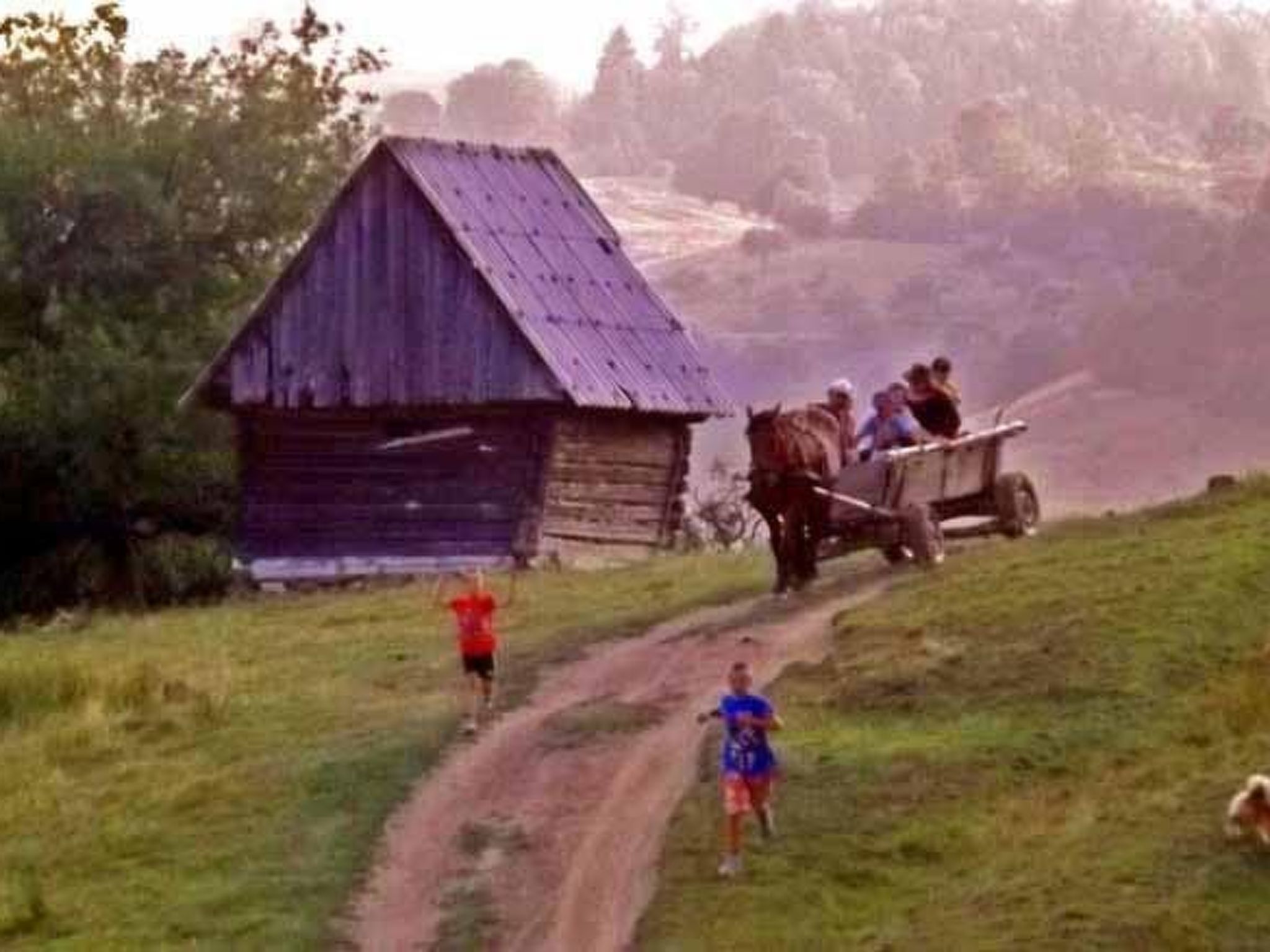 In Sibiel mit Terrasse und Grill-Buiten