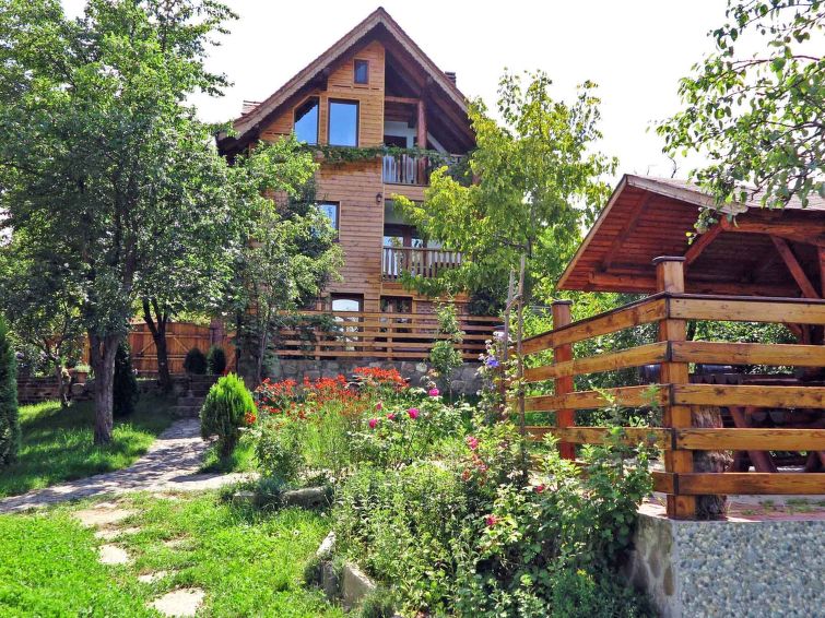 Centraal gelegen appartement in Vale met prachtig bergzicht