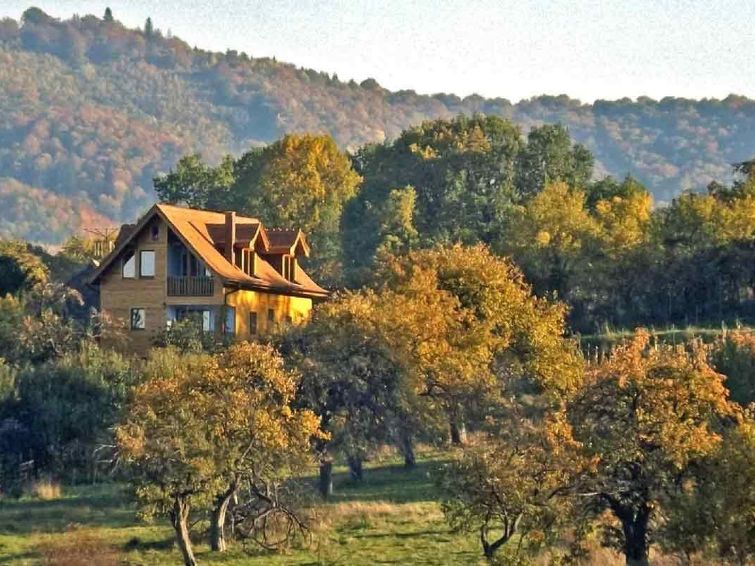 8-persoons vakantiehuis Casa Zollo in het centrum van Vale