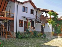 Centraal gelegen vrijstaand vakantiehuis Casa Pelu in Vale - thumbnail 1