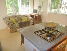Appartement Merle: Uw Romantische Verblijf met Tuin en BBQ nabij Beau Vallon - thumbnail 6