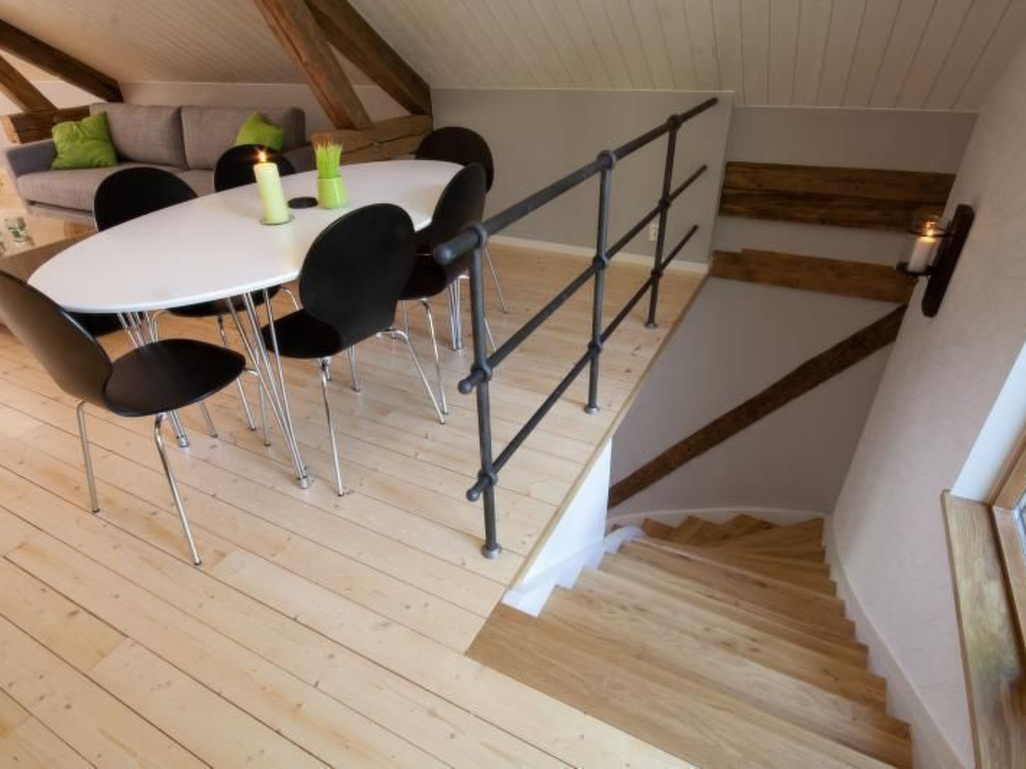 Direkt am See gelegen-Dedans