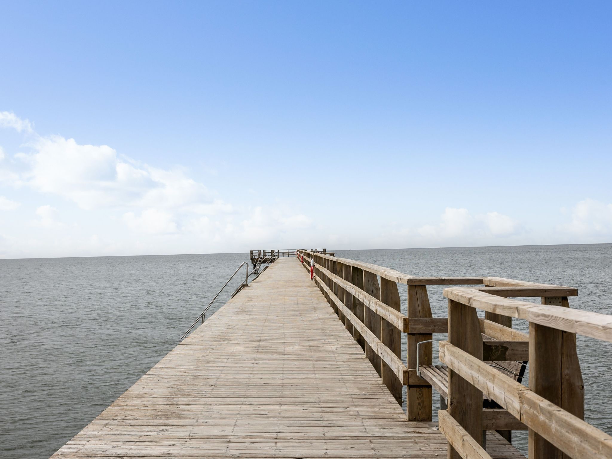 Open haard en verwarmd zwembad in ruim vakantiehuis in Falkenberg - foto 44