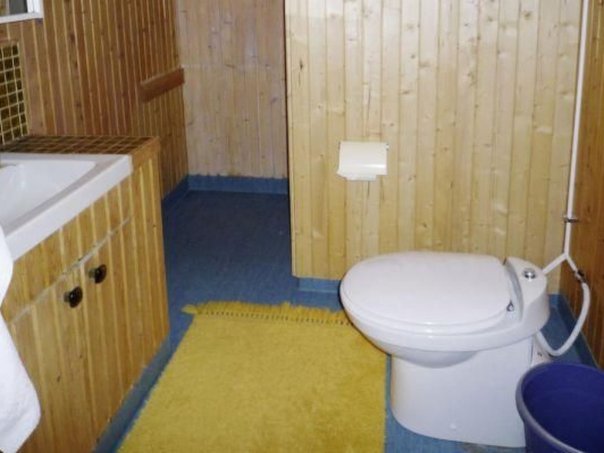 Mit Privatparkplatz-Dedans