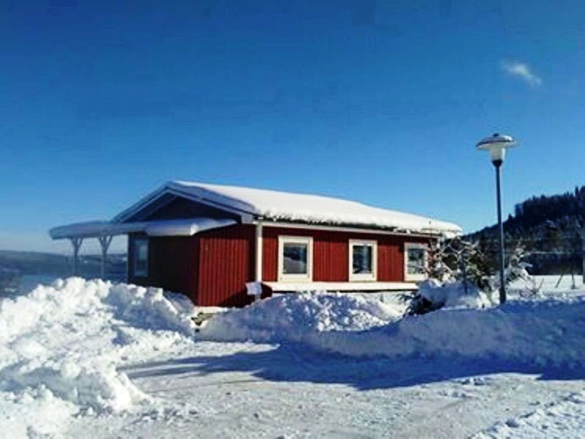 Tolles Ferienhaus in Sunne mit Großer Terrasse
