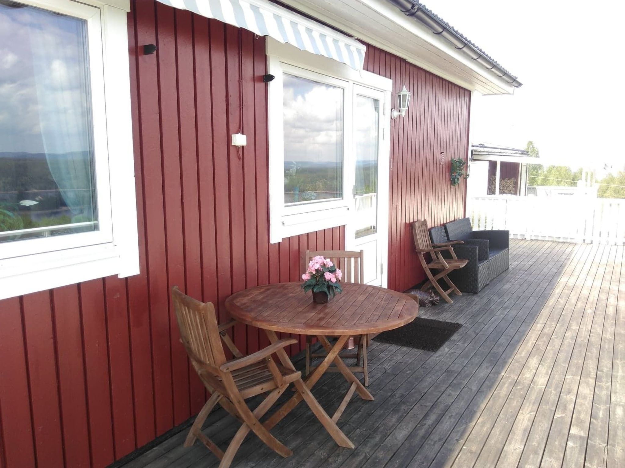 Tolles Ferienhaus in Sunne mit Großer Terrasse-Image-tags.info