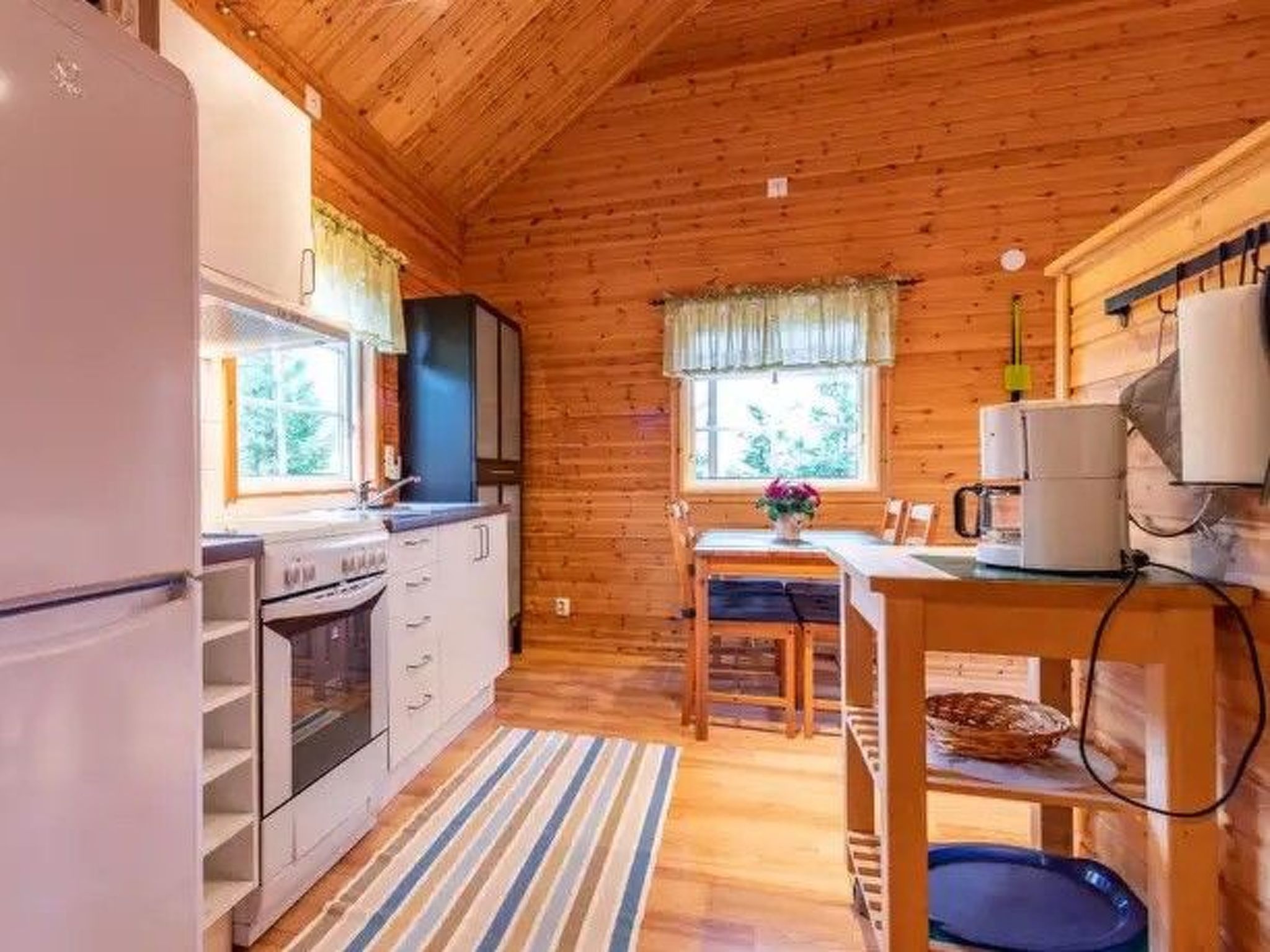 Gösen in Seenähe inklusive Ruderboot-Image-tags.info