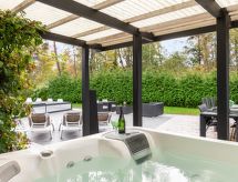 Villa op 800 m van zee in Halmstad met verwarmd zwembad en whirlpool - thumbnail 3