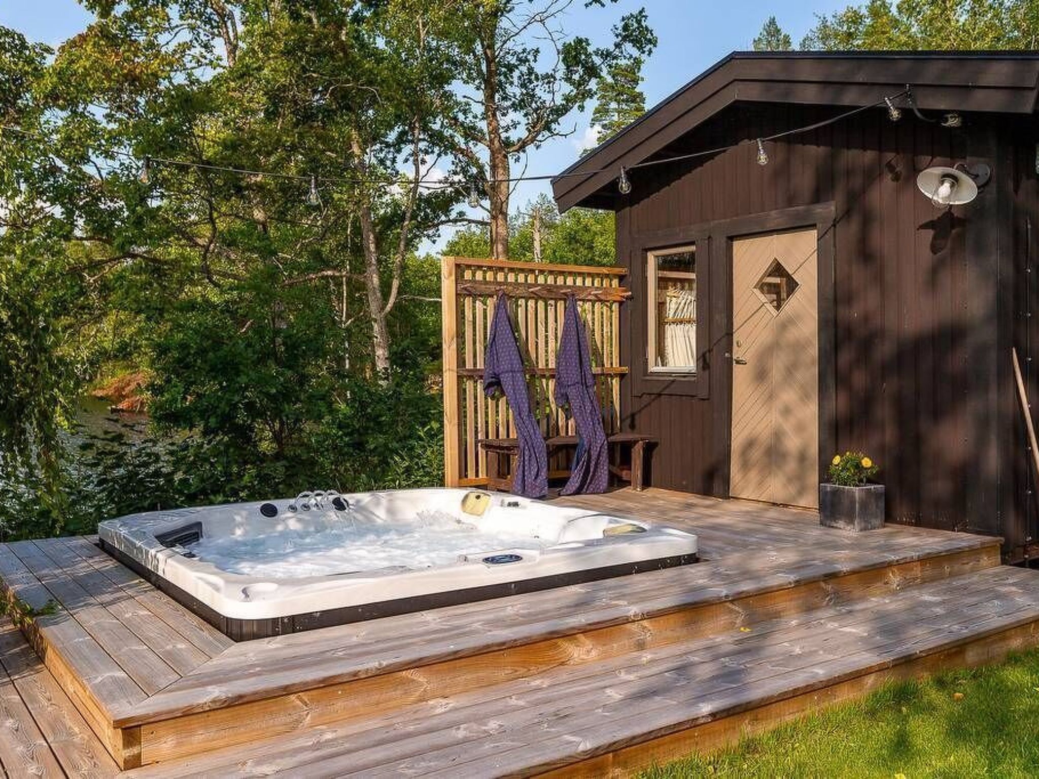 Hjorted am Seeufer-Binnen