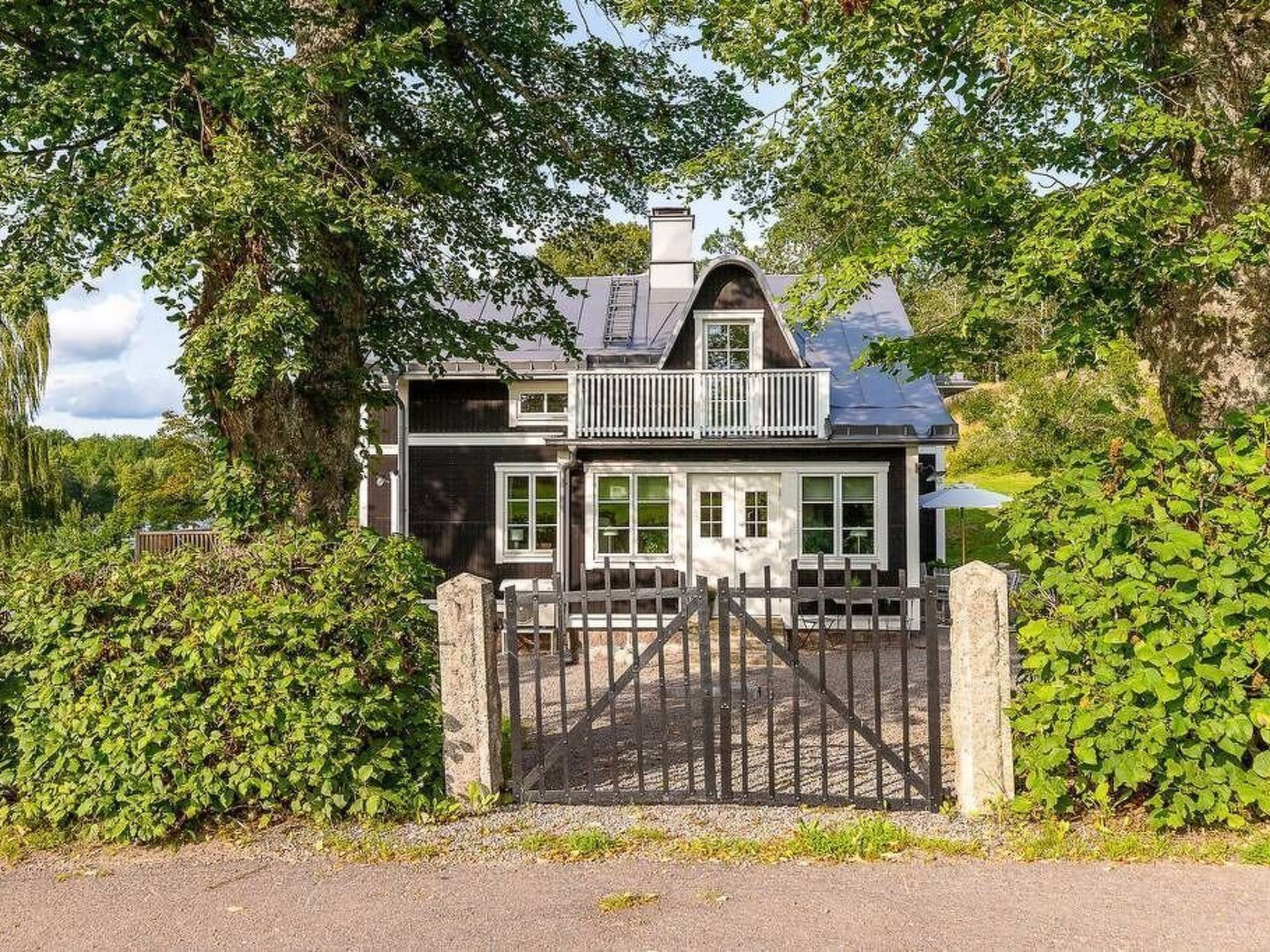 Hjorted am Seeufer-Binnen