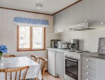 Vrijstaand vakantiehuis aan het meer in Småland met roeiboot en eigen steiger - thumbnail 3