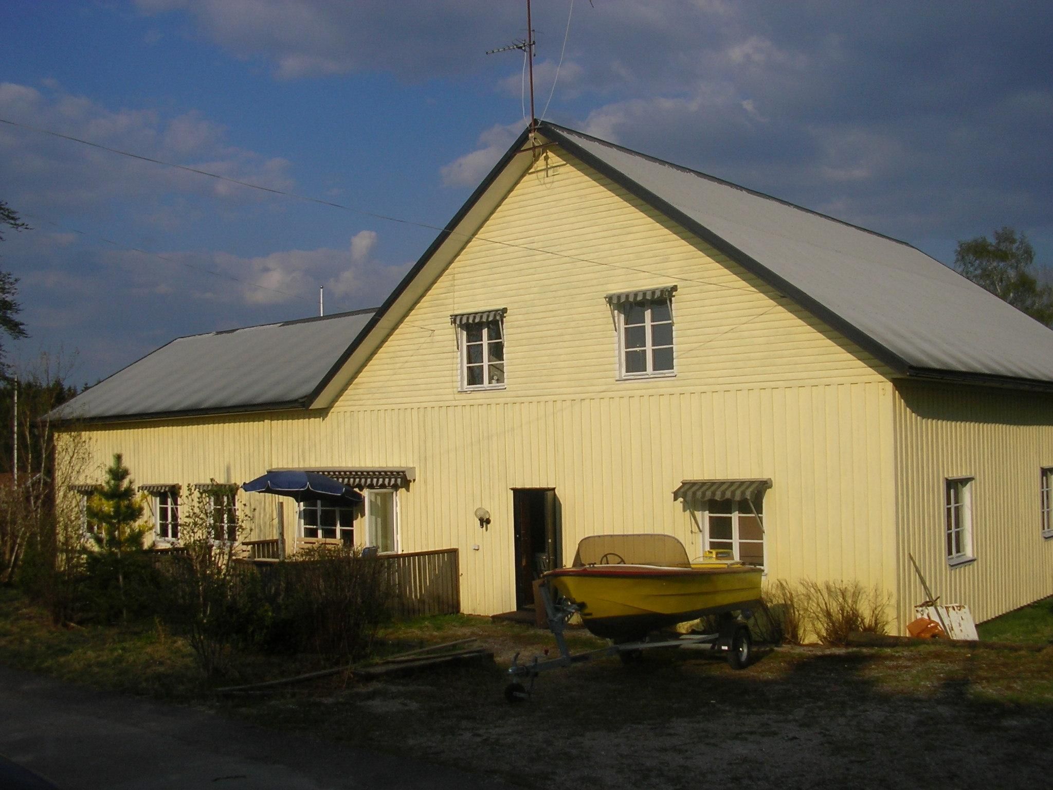 Geräumiges Ferienhaus für Konsum-Aussteiger — view 1 of 38