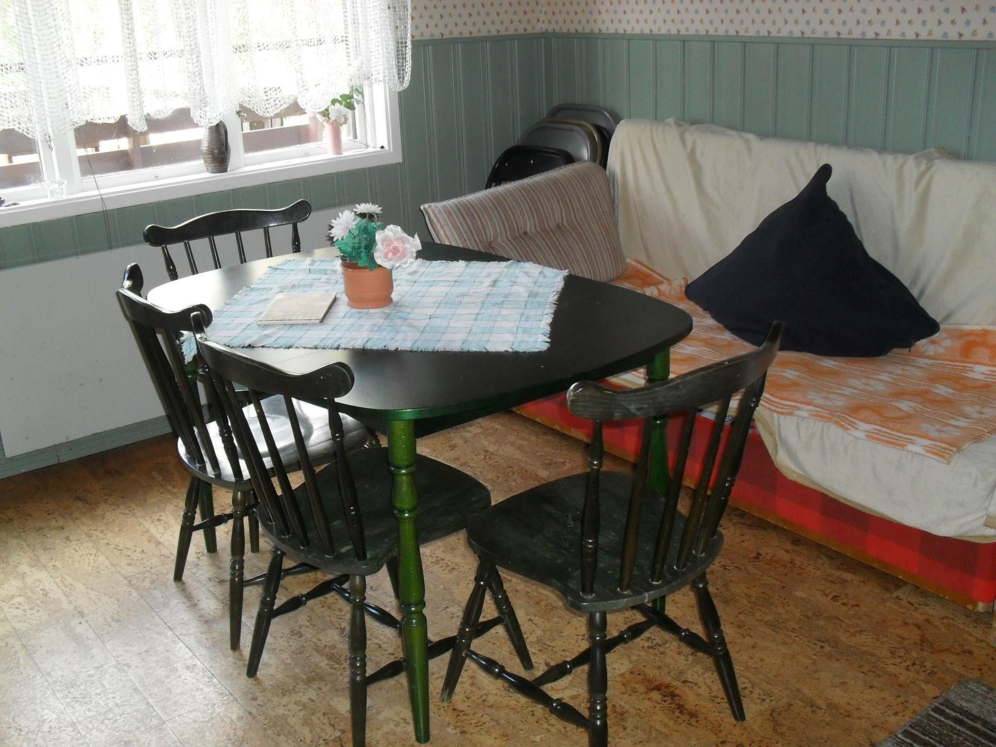 Geräumiges Ferienhaus für Konsum-Aussteiger — Living Room (5 of 28)
