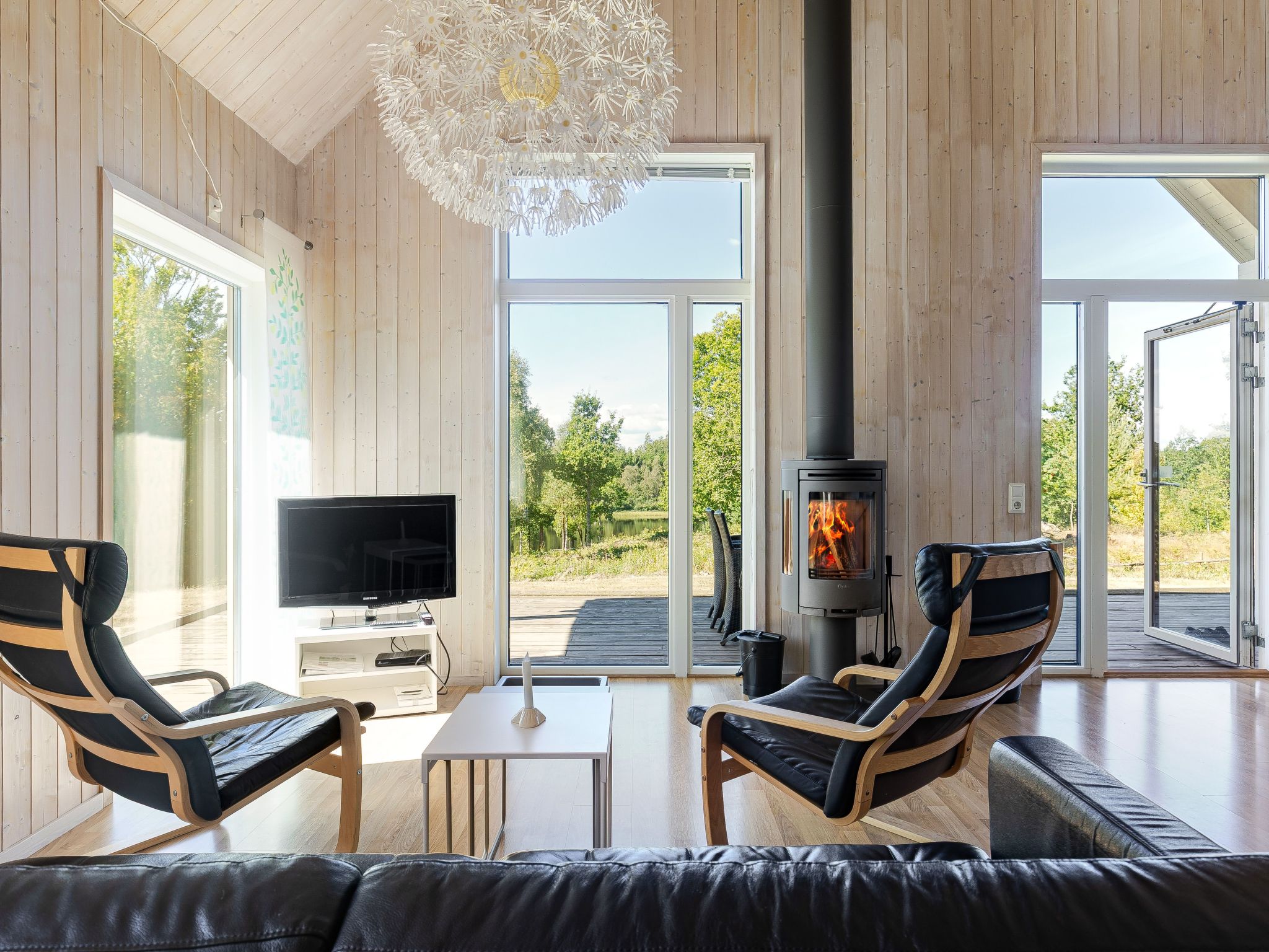 Skogstorp-Dedans