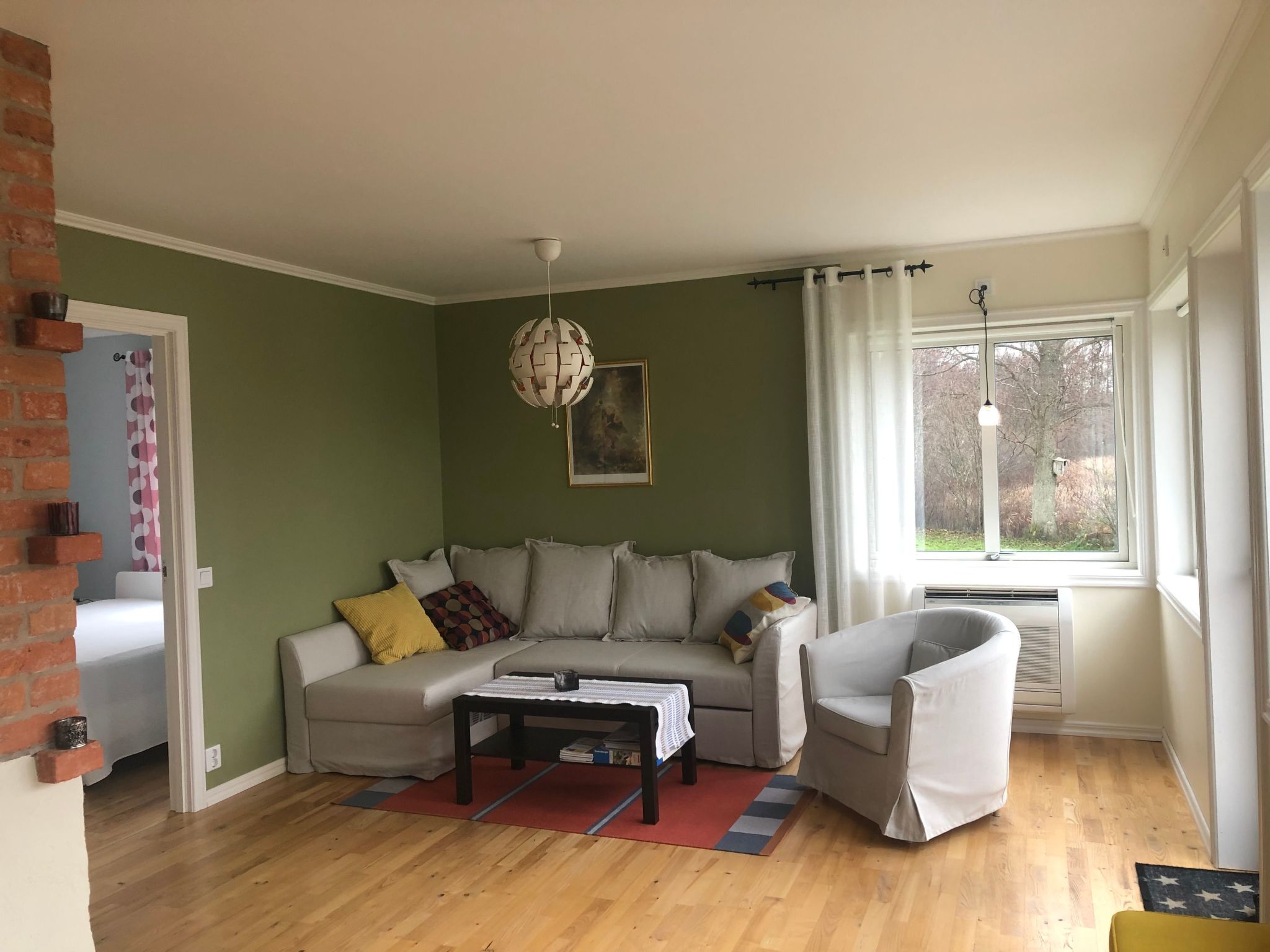 Mit Garten und Holzterrasse am See-Binnen