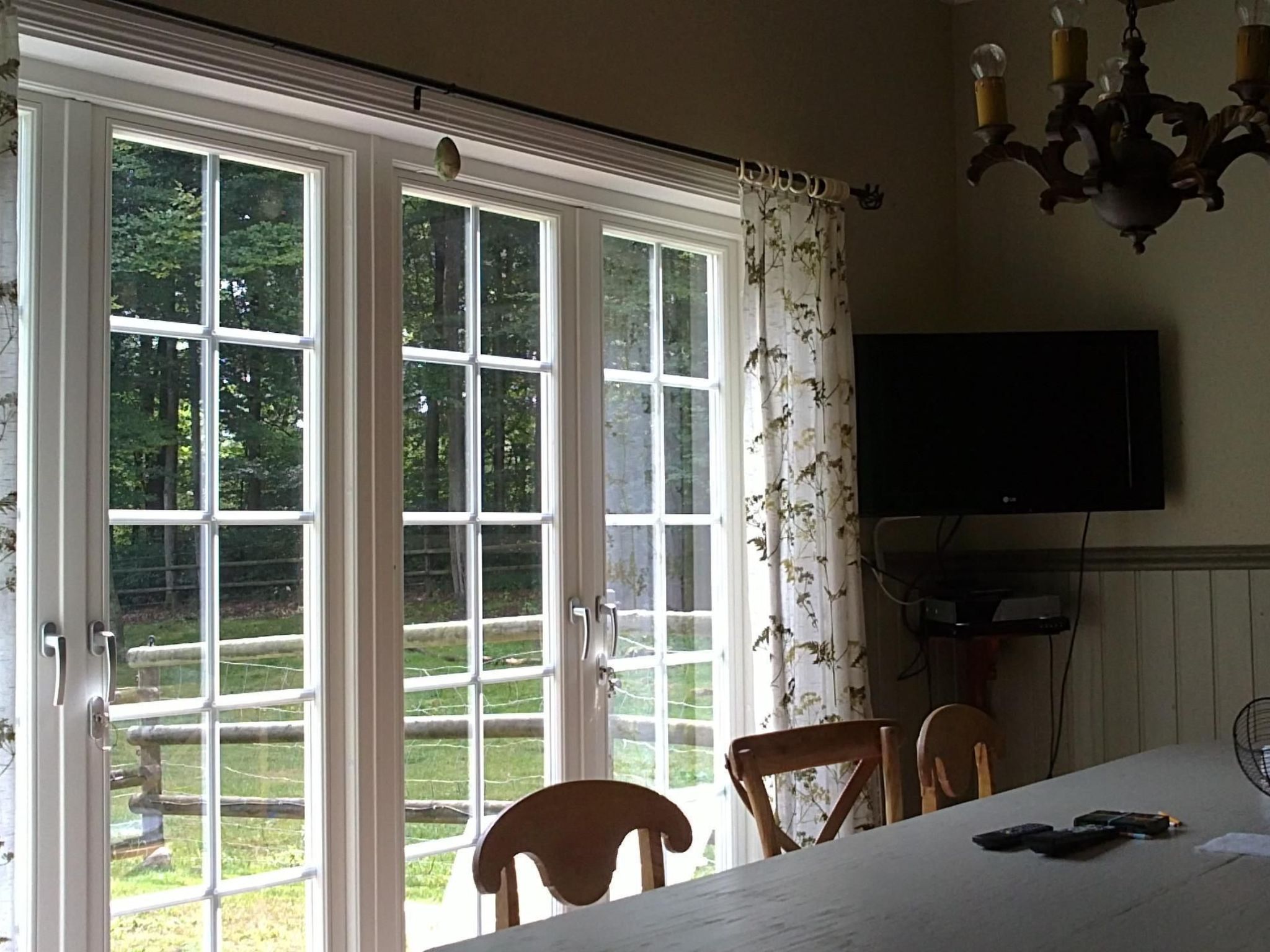 Mit Balkon, Terrasse und Garten-Binnen