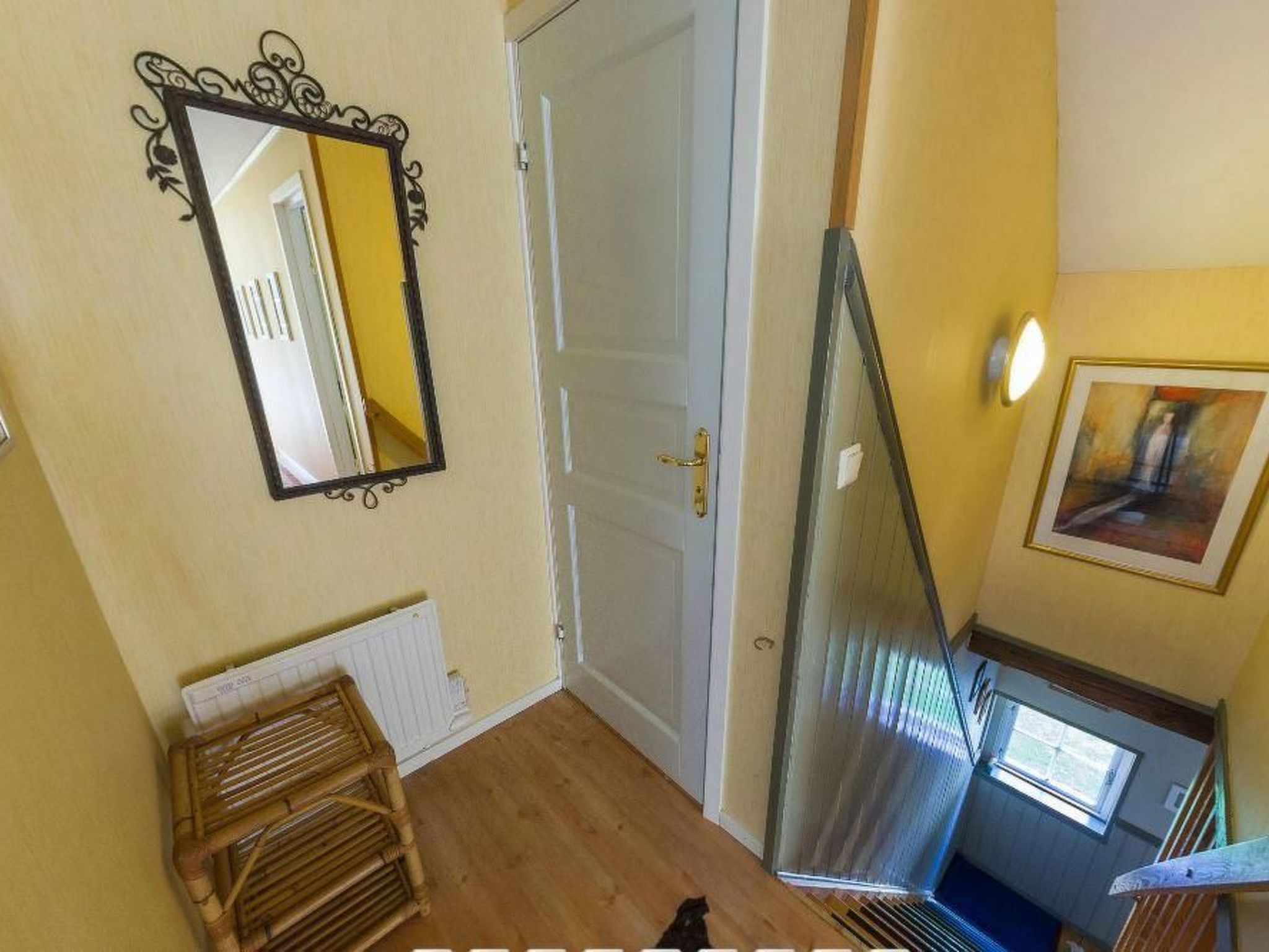 Mit Balkon, Terrasse und Garten-Binnen