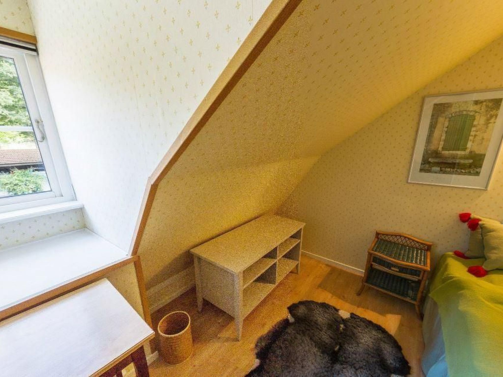 Mit Balkon, Terrasse und Garten-Binnen