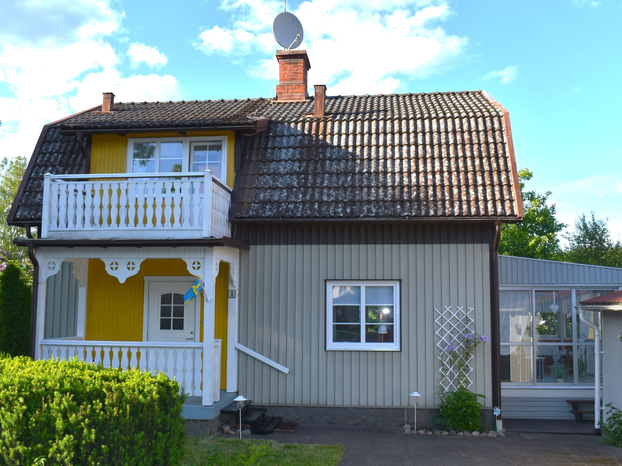 Typisch schwedisches Ferienhaus mit Garten-Drinnen