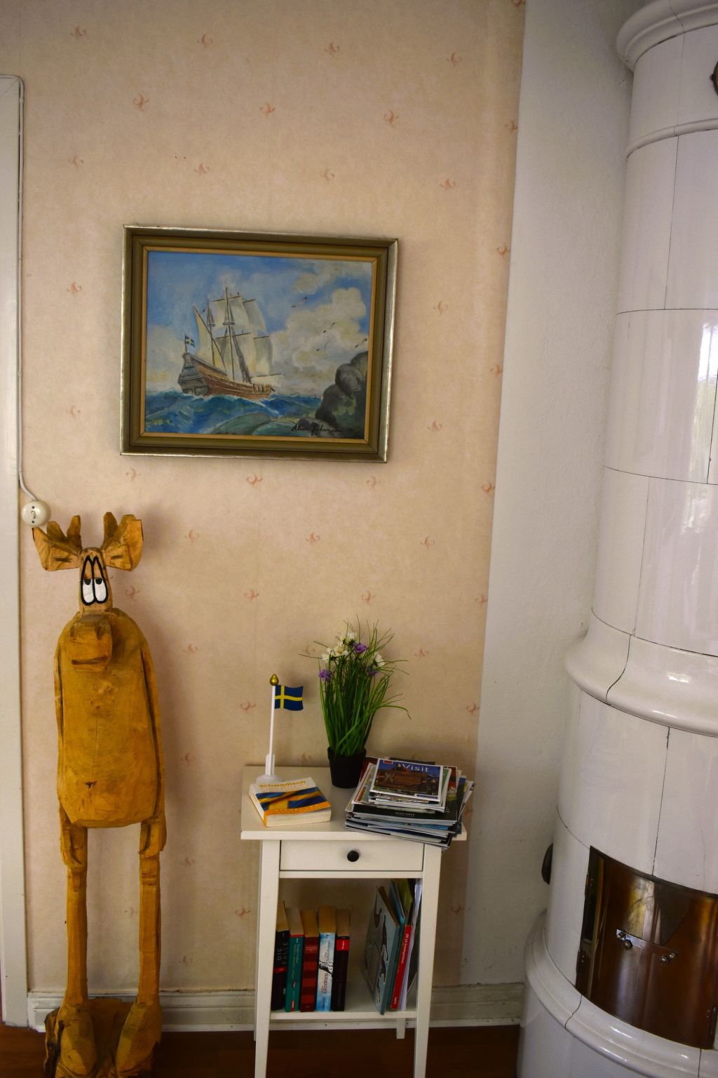 Typisch schwedisches Ferienhaus mit Garten-Drinnen