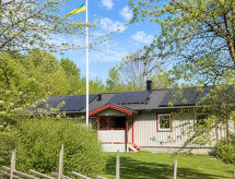 Vrijstaand Zweeds vakantiehuis voor 9 personen bij meer op 1,5 km - thumbnail 1