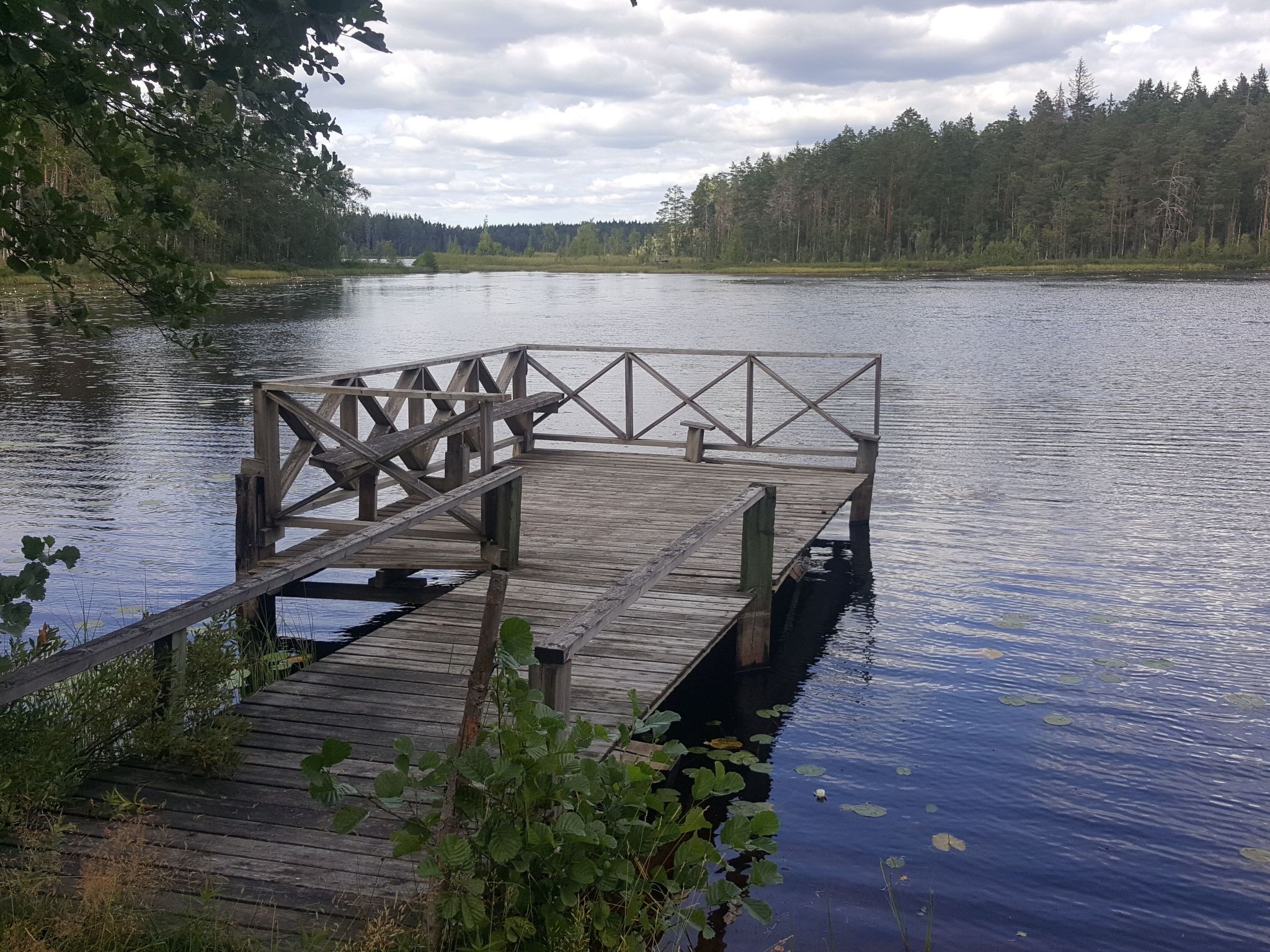Mit privater Terrasse-Drinnen