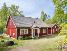 Vrijstaand vakantiehuis aan het meer in Kalvsvik, Småland - thumbnail 1