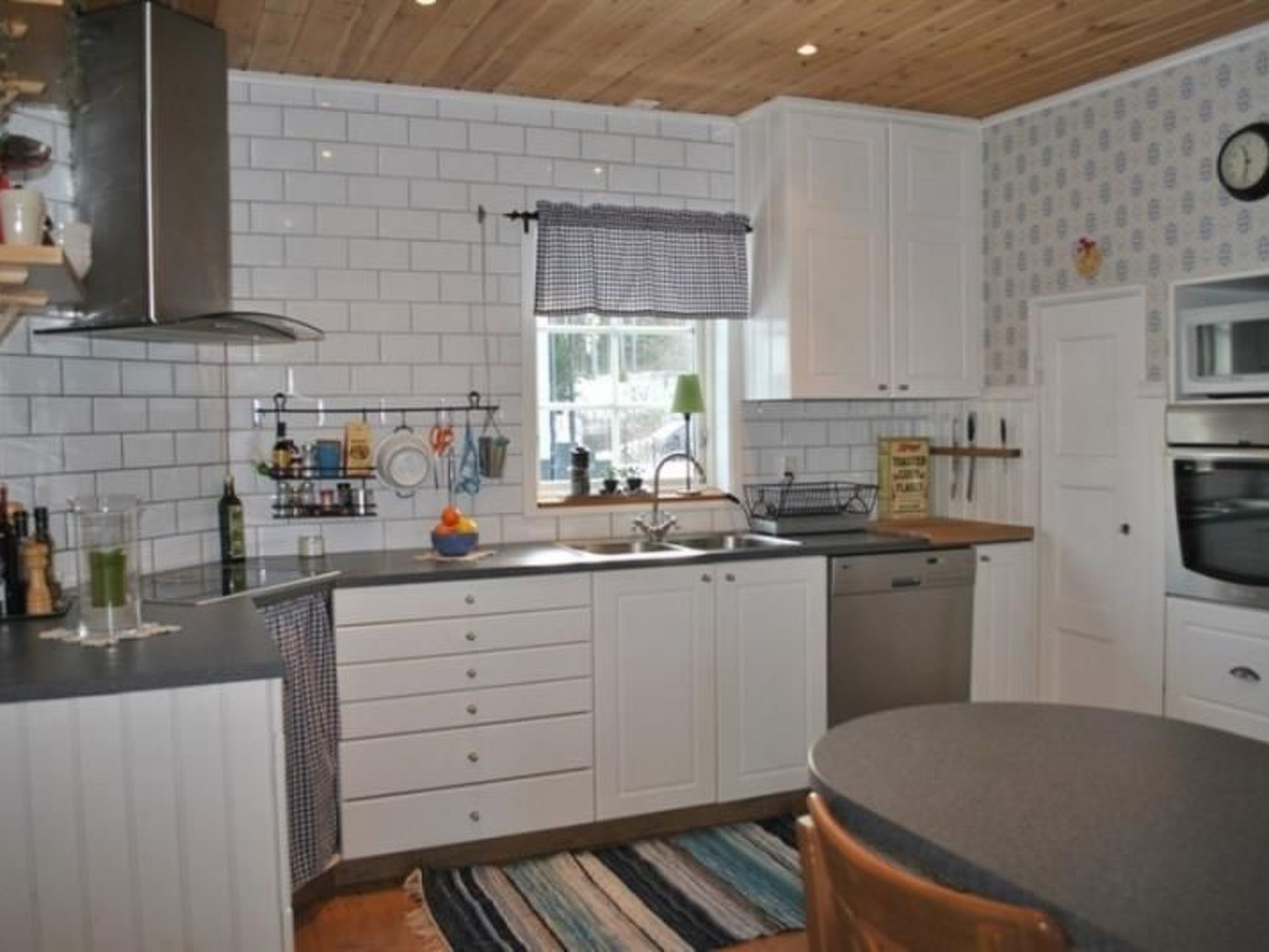 Direkt am Wald für Nichtraucher-Drinnen