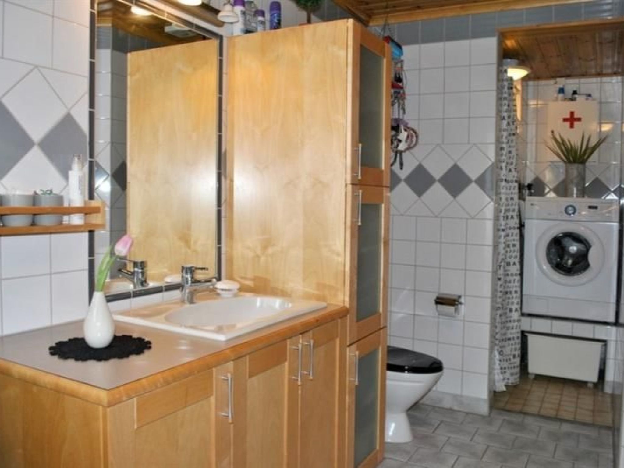 Direkt am Wald für Nichtraucher-Drinnen