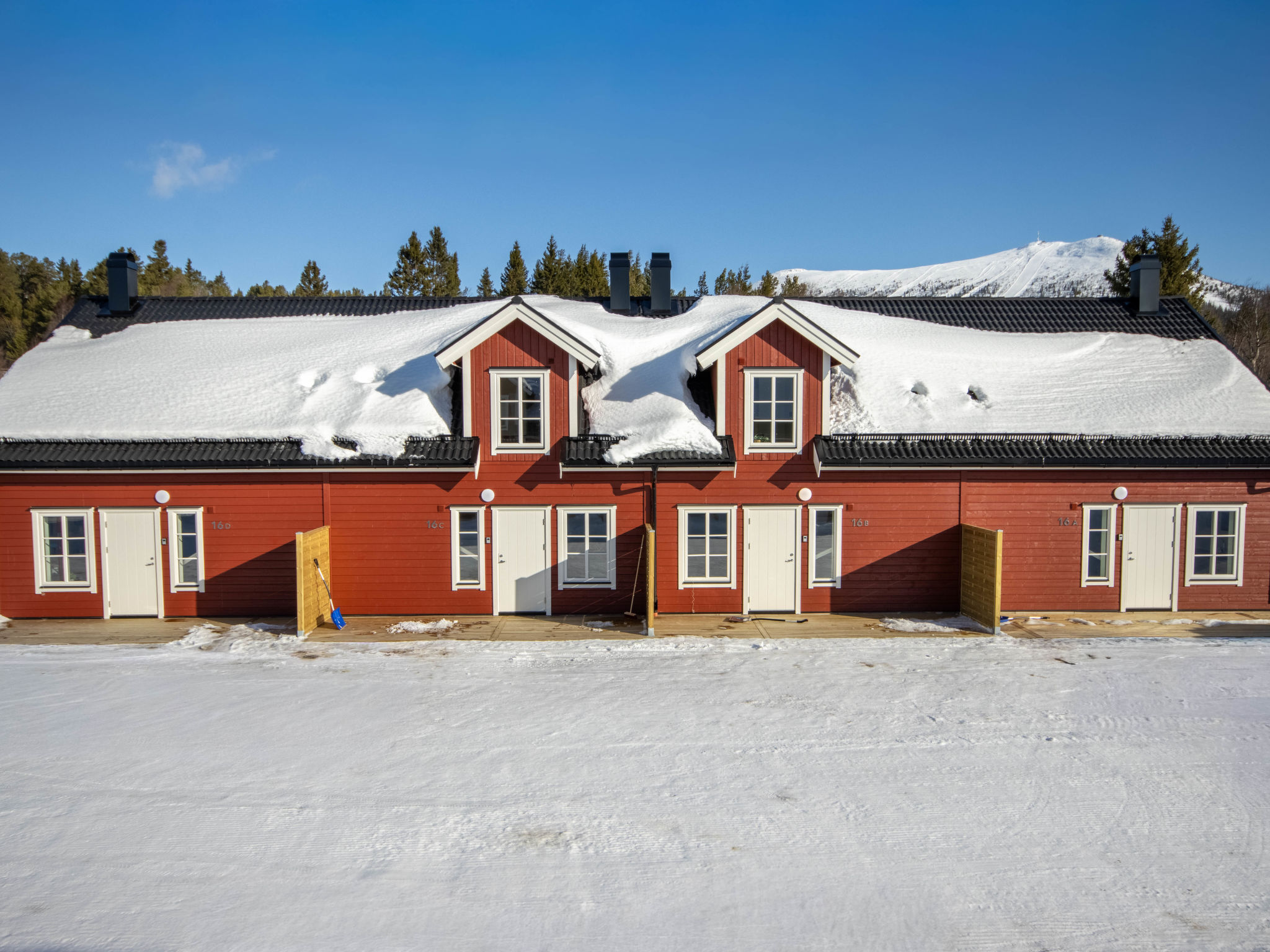 Svanhågna Gård - Draußen