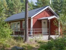 Skogsmullehaus: sfeervol vakantiehuis aan zee in Småland, Zweden - thumbnail 1