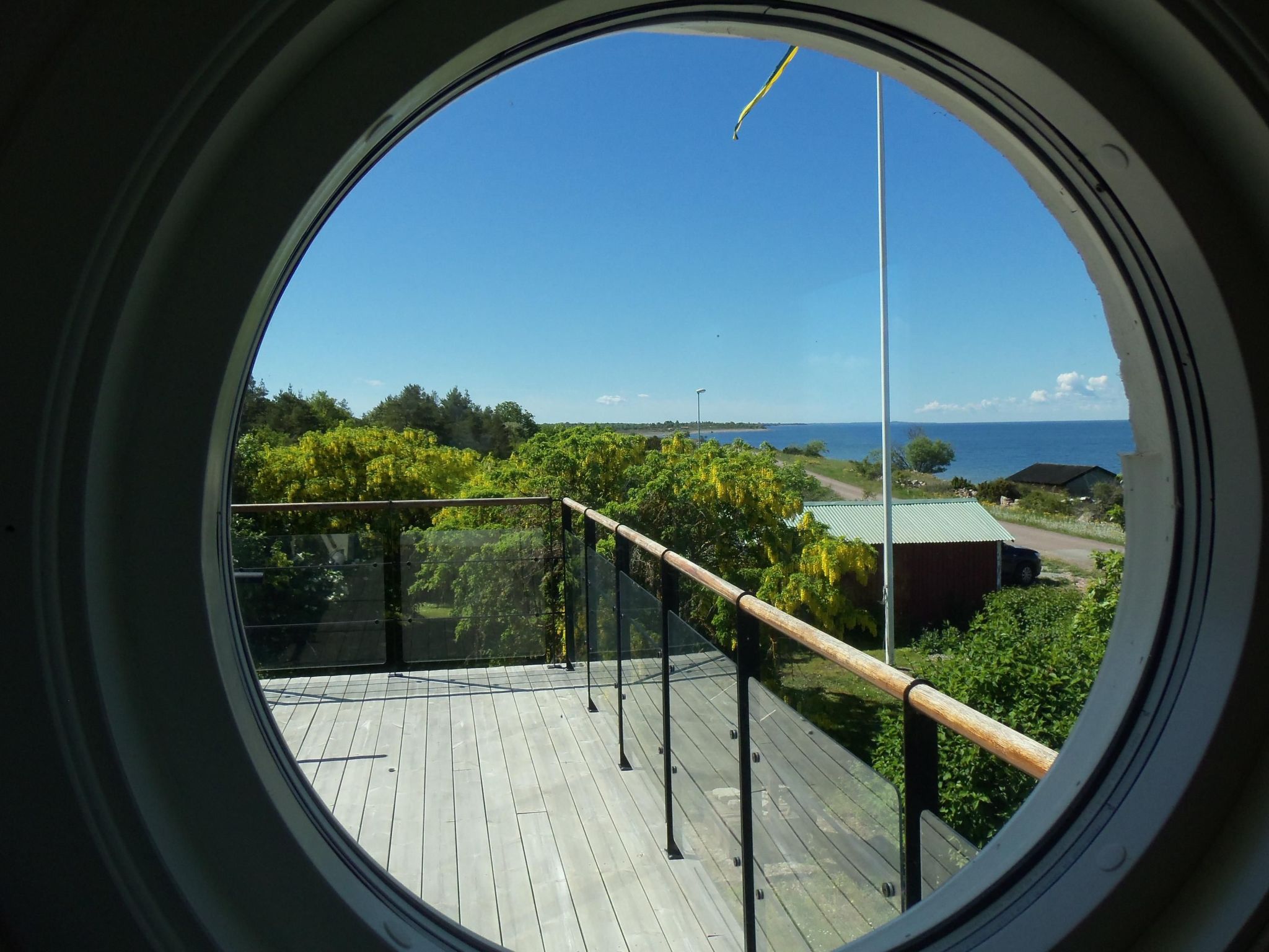 Freistehende Strandvilla mit großem Balkon-Image-tags.info