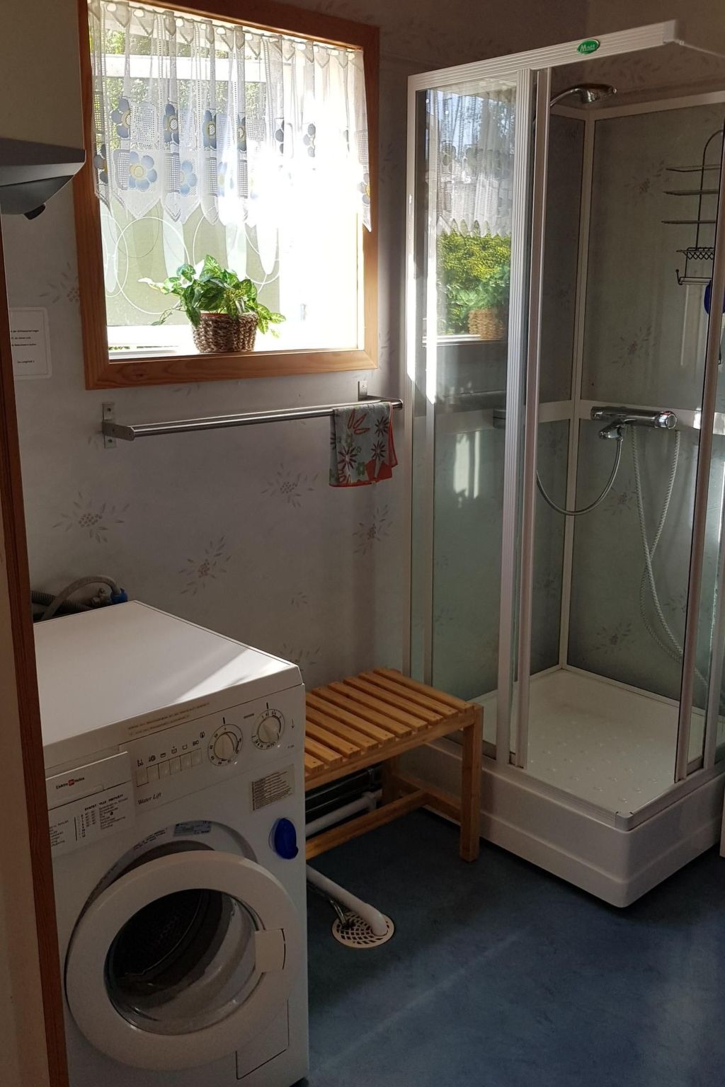 In Karlsborg mit Offenem Kamin-Binnen