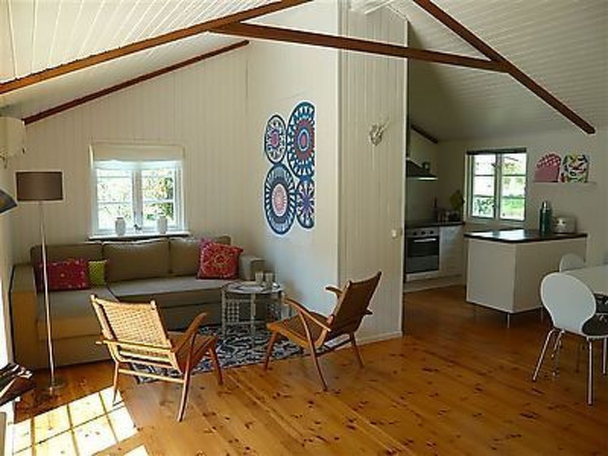 Schönes Ferienhaus mit Garten, Terrasse und Grill-Drinnen