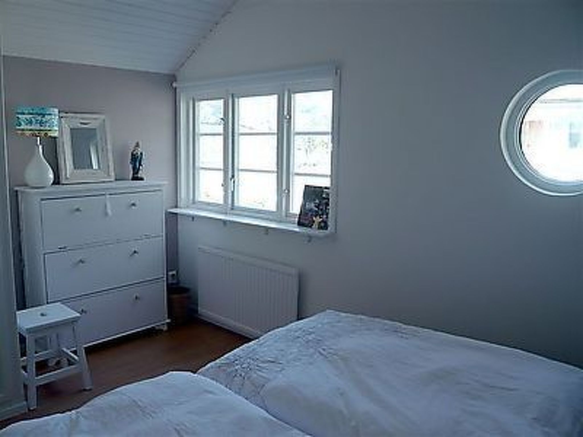 Schönes Ferienhaus mit Garten, Terrasse und Grill-Drinnen