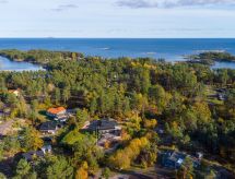 Luxe vrijstaand vakantiehuis aan zee en meer in Oskarshamn, Småland - thumbnail 1