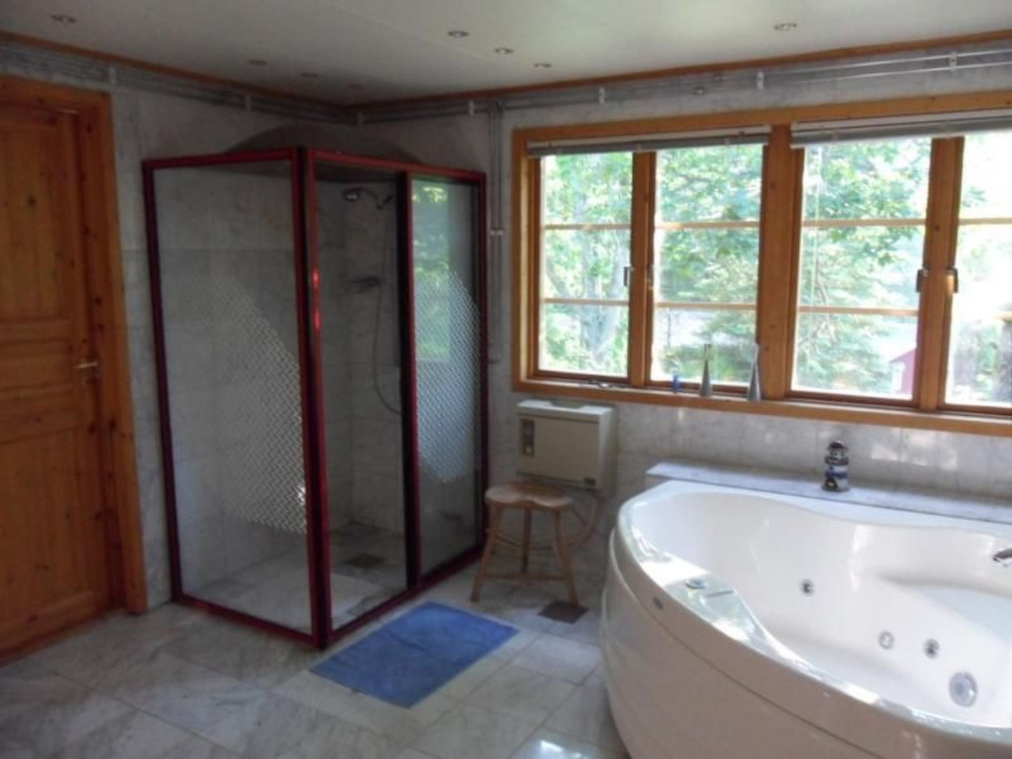 Am Algunnensee mit Sprudelwanne