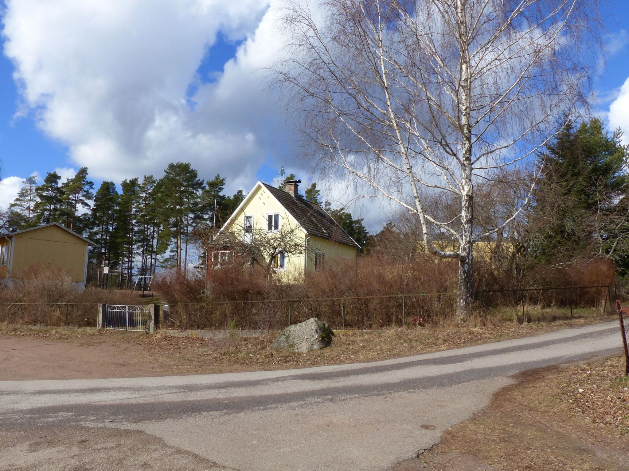 Mit Sauna und Kaminofen sowie Terrasse-Binnen