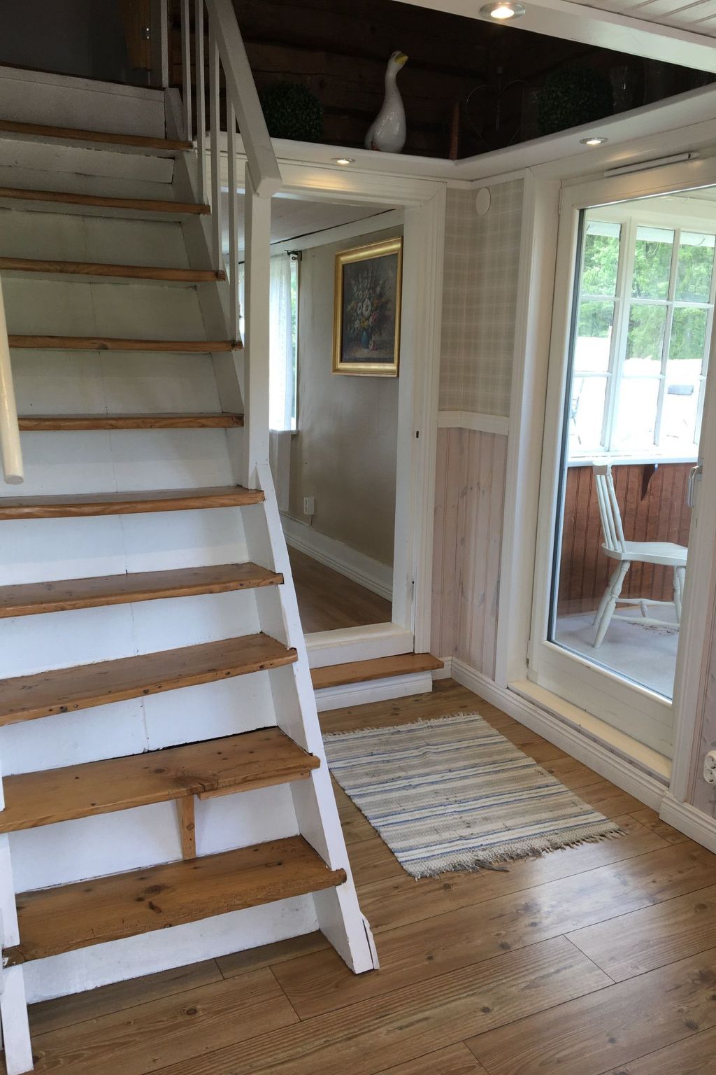 Charmantes Holzhaus mit eigenem Ruderboot-Binnen