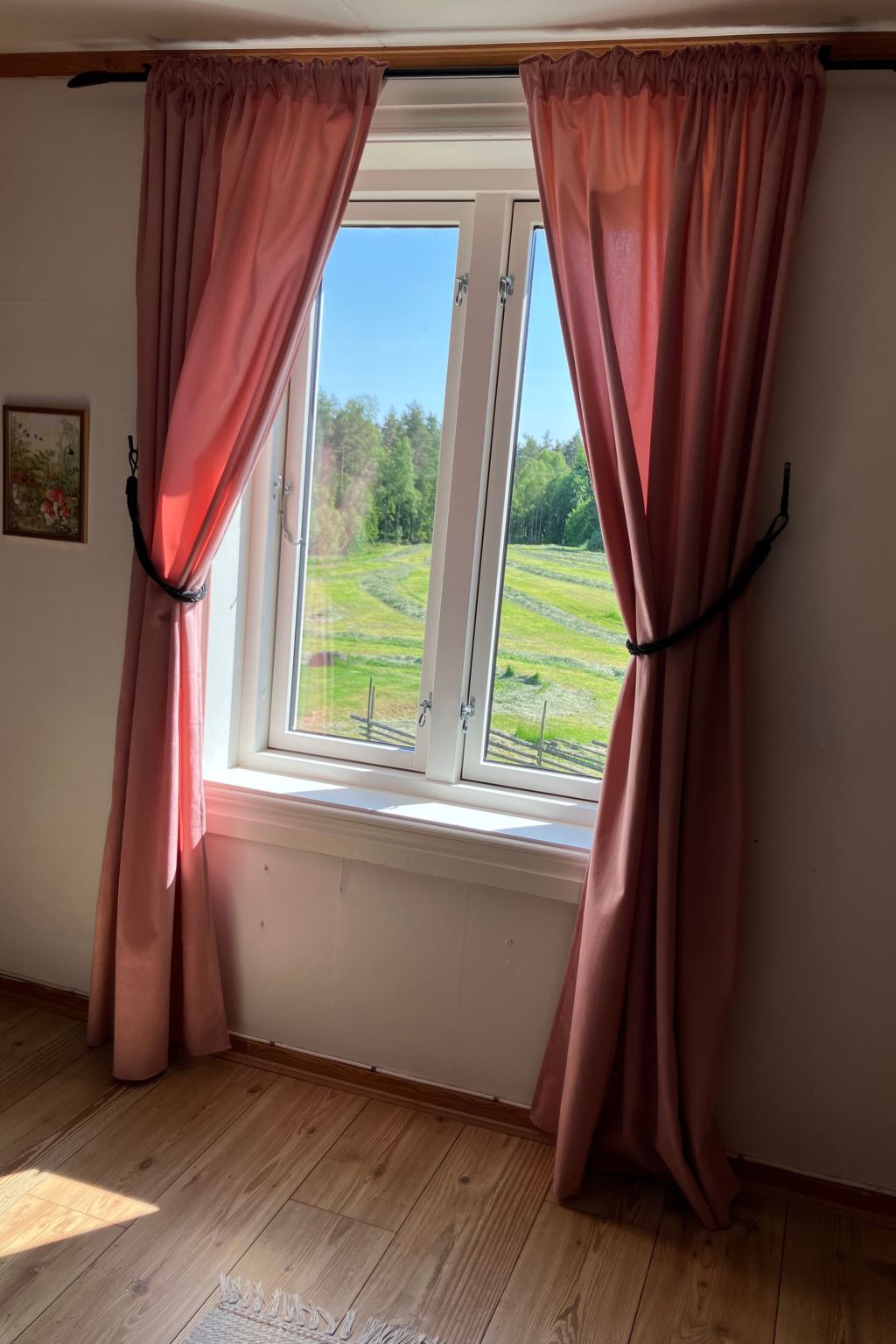 Charmantes Holzhaus mit eigenem Ruderboot-Binnen