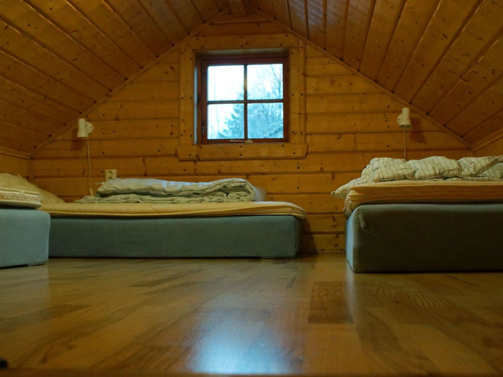 Gemütliches Holzhaus mit Boot - Inside