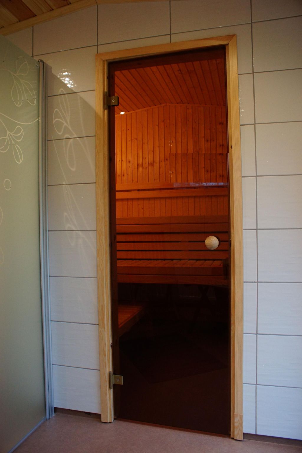 Gemütliches Holzhaus mit Boot - Inside
