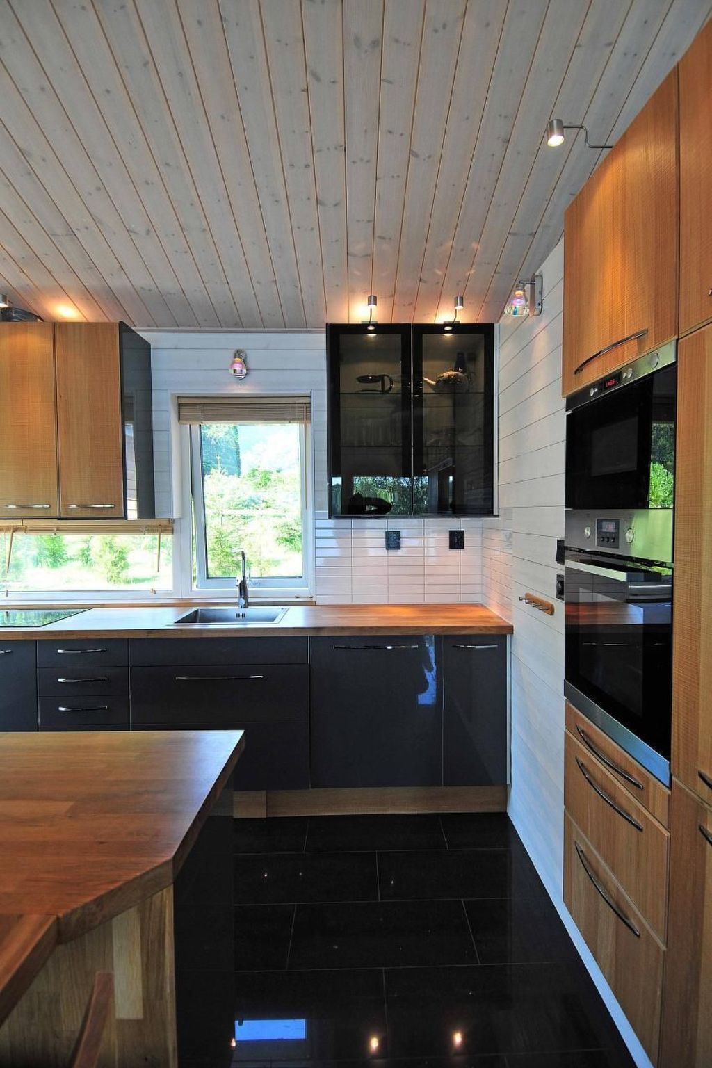 Villa "Vitasjö" mit Terrasse, Grill und Garten-Binnen