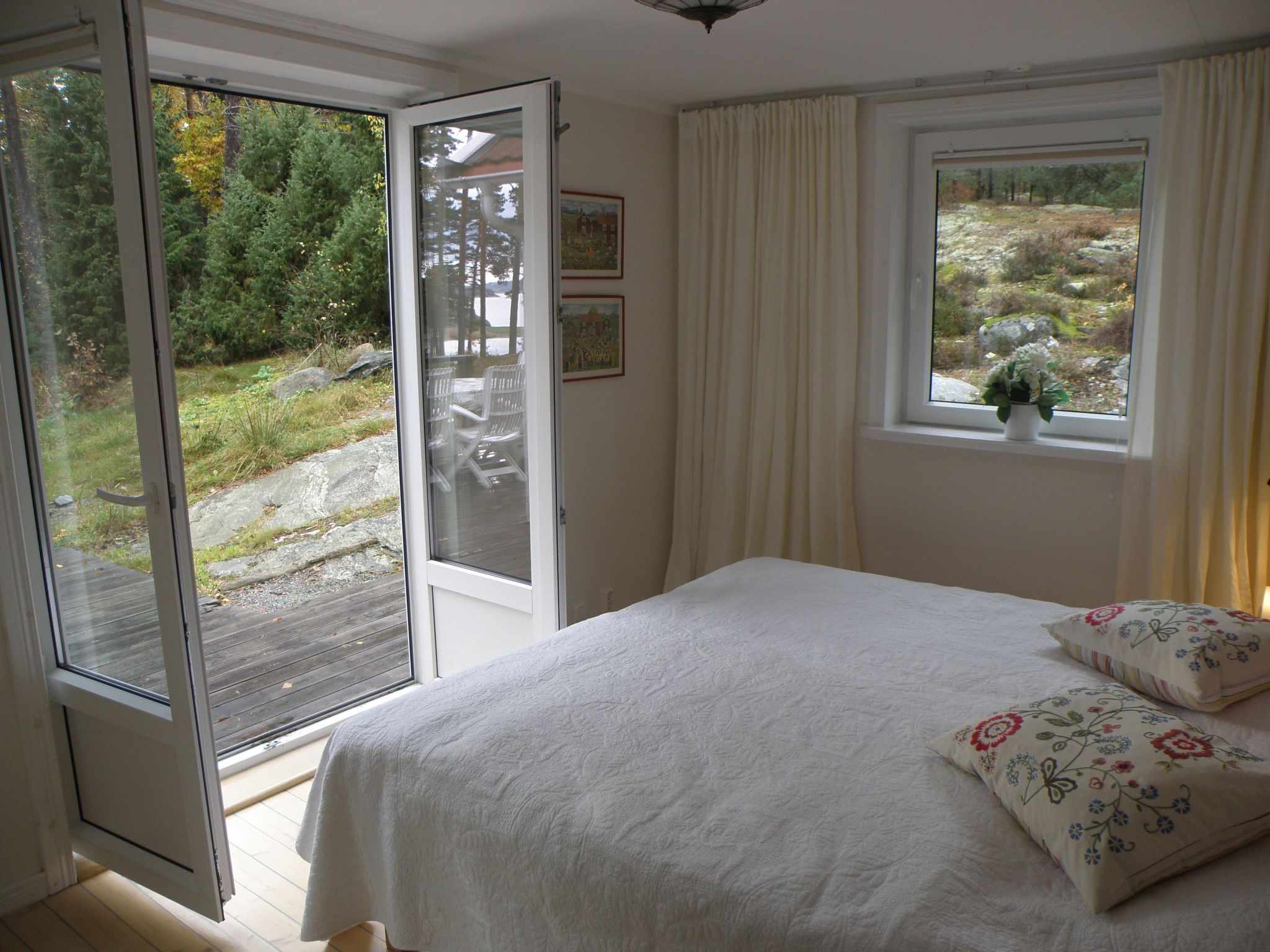 Wunderschönes Haus in einer fantastischen Natur am Meer-Drinnen