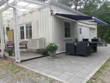 Vrijstaand vakantiehuis bij Stenungsund, 100m van zee met eigen tuin - thumbnail 1