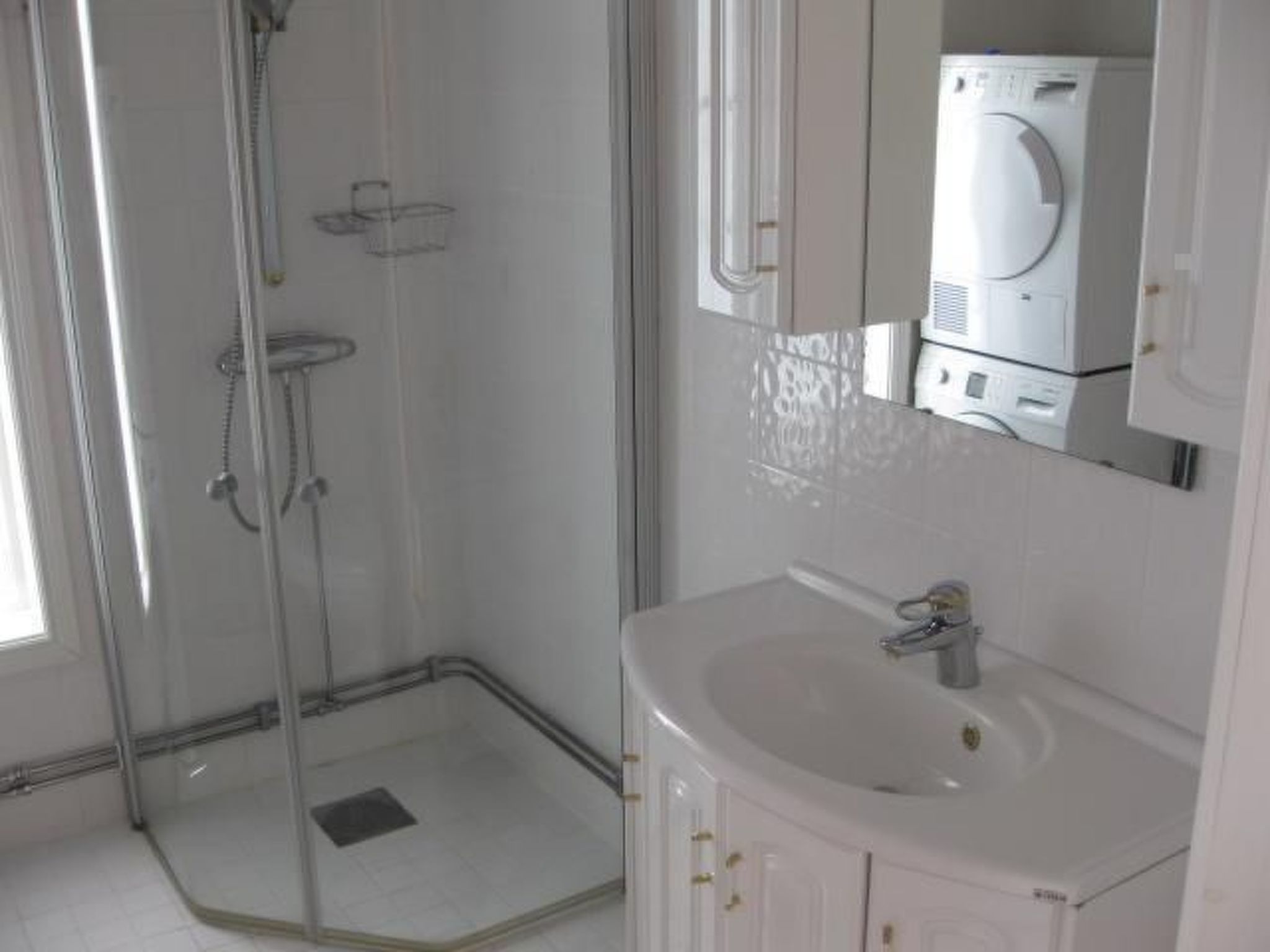 Schönes Ferienhaus auf einer kleinen Insel-Image-tags.info